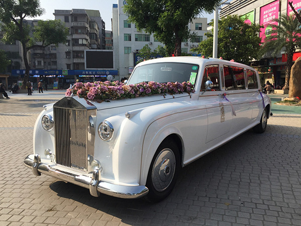 勞斯萊斯銀云婚禮花車(chē)